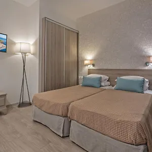 *** Hotel Lefkoniko & Icarus Apts Greece