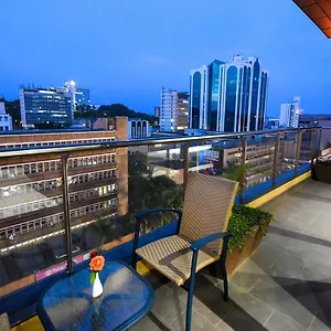*** Aparthotel Boulevard Uganda